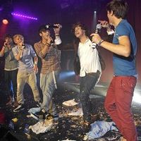 One Direction perform live at G-A-Y nightclub photos | Picture 80740